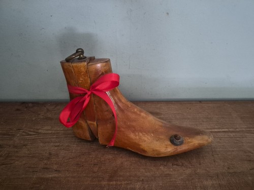 Antique vintage wooden - vintage,