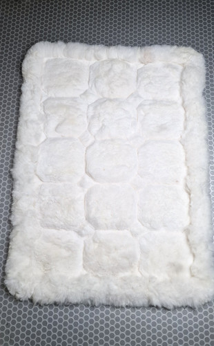 Natural baby alpaca floor rug - baby,
