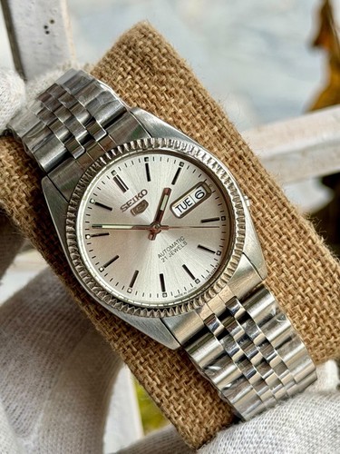 Seiko automatic white dail - seiko,