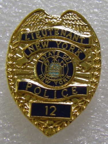 Pin police lieutenant - pin's,