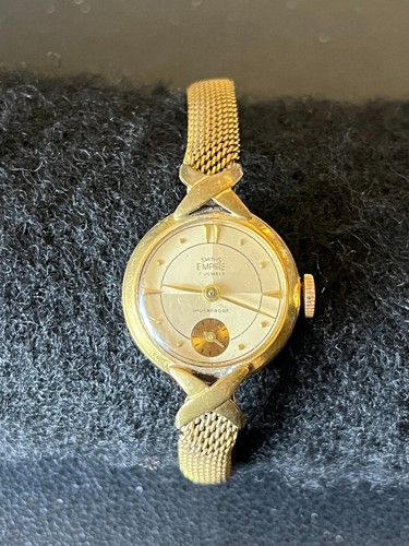 Vintage 1950s ladies smiths - vintage,