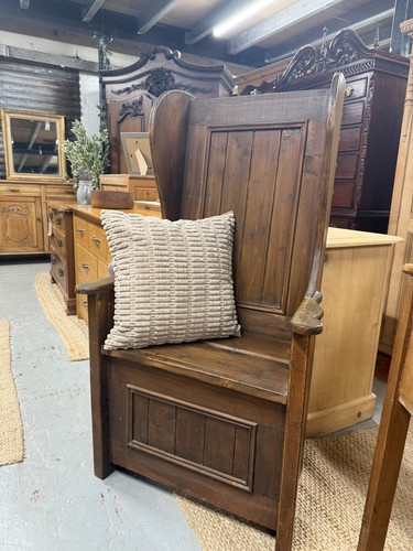 Lambing chair - lambing,