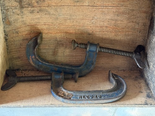 Vintage record g clamps - no,