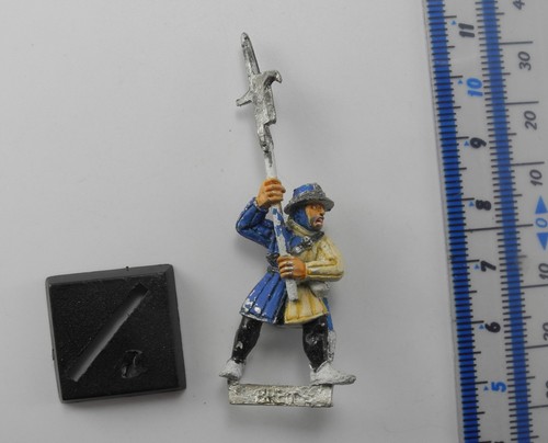 Bretonnian men arms - bretonnian, men-at-arms