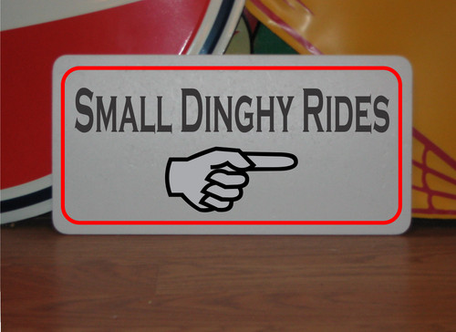 Small dinghy rides arrow metal - small,
