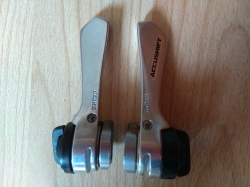New pair vintage suntour - pair,