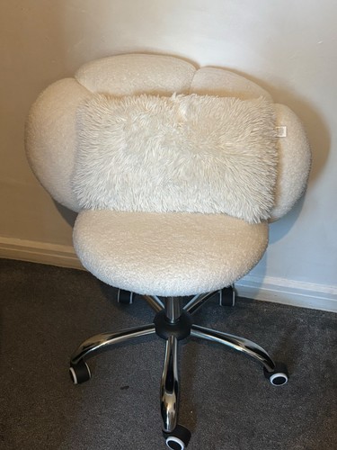 Cream teddy bouclé swivel - cream,