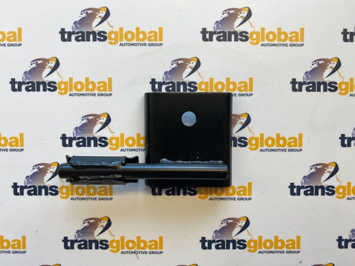 Rear exhaust hanger mounting - rear,