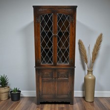 Old Charm Corner Display