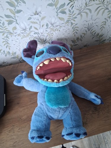 Disney stitch hand puppet - stitch,