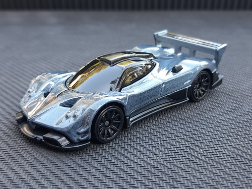 Hot wheels pagani - wheels, 1/64