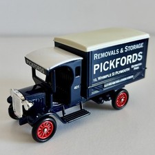 Vintage Removal Van Pickfords
