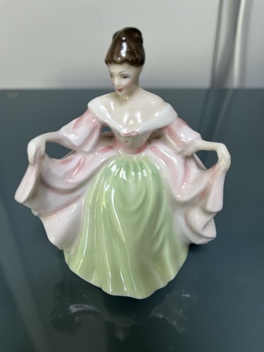 Royal doulton bone china lady - doulton,