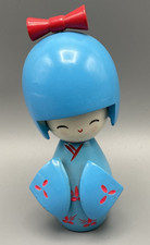 1 x WOODEN COLLECTABLE JAPANESE KOKESHI DOLL - BOBBLE HEAD