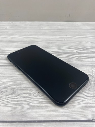 Apple iphone 2020 - apple, se