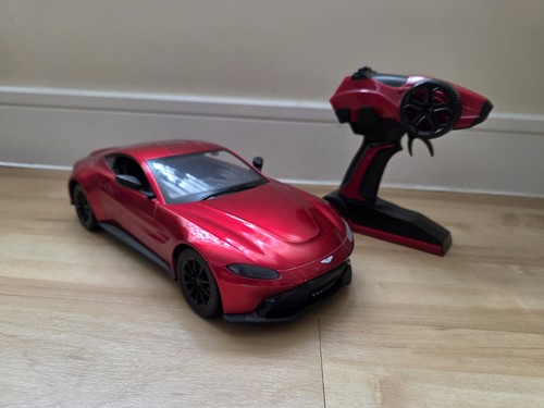 Aston martin vantage pearl red - martin,