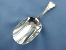 AN ANTIQUE  STERLING SILVER OLD ENGLISH TEA CADDY SPOON  BIRMINGHAM 1881.