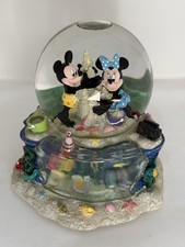 Disney Store Mickey & Minnie