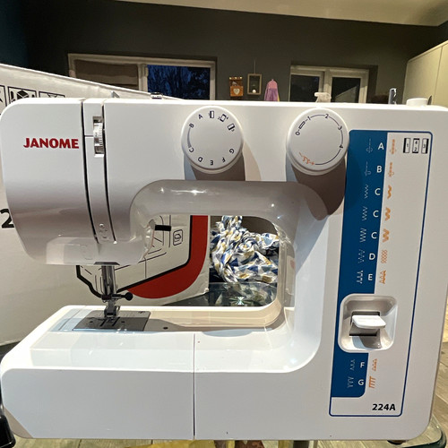 Janome 224a electric portable - 224a,