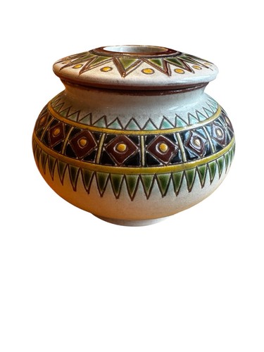 Vintage hand painted ceramic - hand,