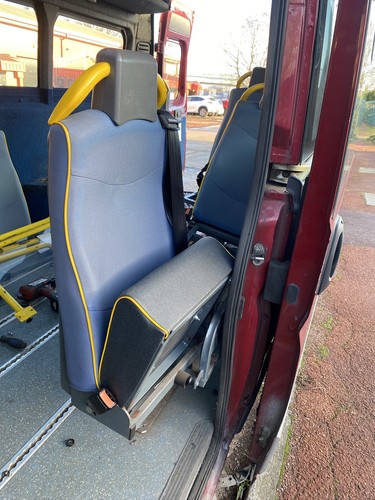 Single folding van - van, seat