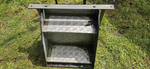 Horsebox step including