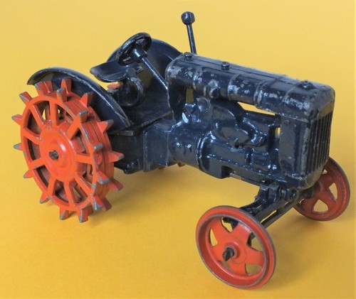 Britains 127 fordson major - 127,