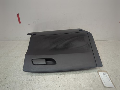 Audi glove box 2017 8w2 - a4,