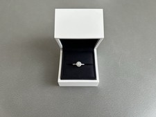 De Beers - Aura Round Brilliant Diamond Ring In Platinum