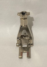 BERNINA  AUTOMATIC BUTTONHOLE