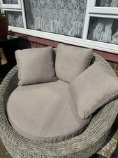 Majorca Snuggle Set Garden/Conservatory Chair And Side Table (Used)