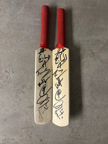 India cricket squad signed - ,