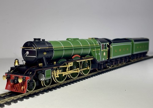 Hornby r3738 flying - flying, scotsman