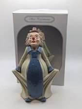 Leonardo Collection Porcelein Clown figurine pristine condition With Box