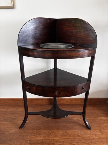 Lovely antique mahogany - antique, tier