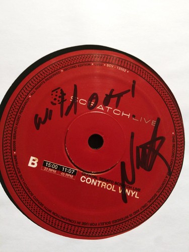 Nick cannon autographed - autographed, serato