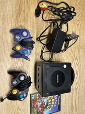 Nintendo GameCube Black Console with 2 Controllers 1 Boxed Game plus mem stick