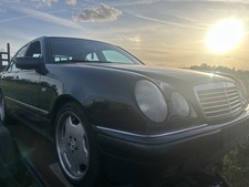 W210 1997 Mercedes E Class BREAKING