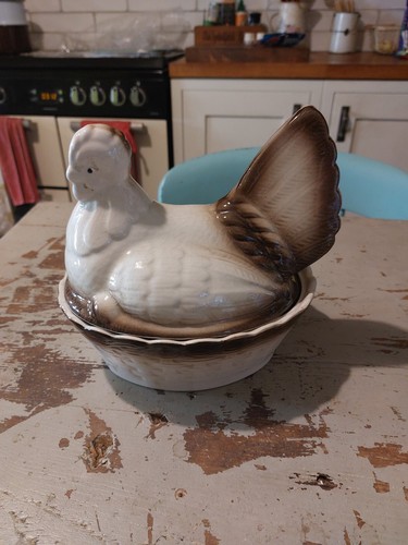 Ceramic cream chicken egg