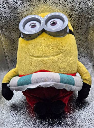 Despicable minions plush - me,