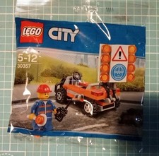 Lego City 30357 Road Worker, Rare Collectible,  Gift 