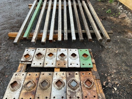 Cast iron pillars 7ft - cast,