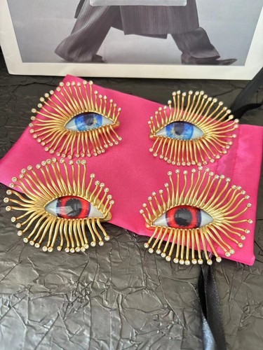 Schiaparelli eye shape - eye,