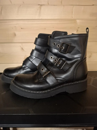 Black buckle biker boots - boots, 5