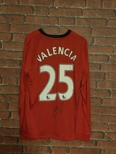 Signed Antonio Valencia
