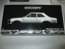 MINICHAMPS 1/18 FORD ESCORT 1