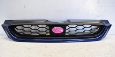 SUBARU IMPREZA CLASSIC 99-00 V 5-6 3D FACELIFT FRONT GRILL PINK BADGE 95H BLUE