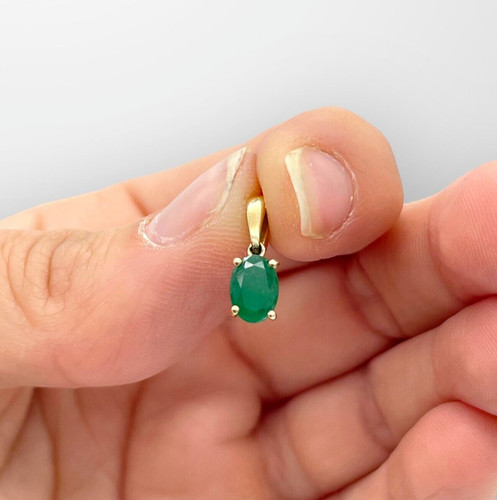 Gold pendant emerald 9carat - emerald,