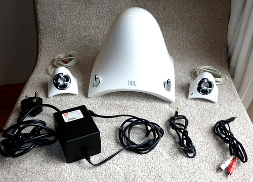 Jbl creature series desktop - series,