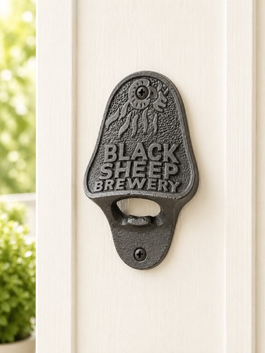 Antique black sheep - black,